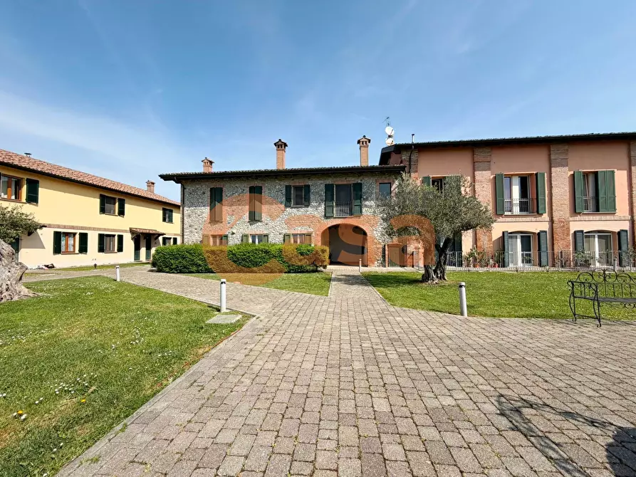 Immagine 1 di Appartamento in vendita  in Strada della Regina a Piacenza
