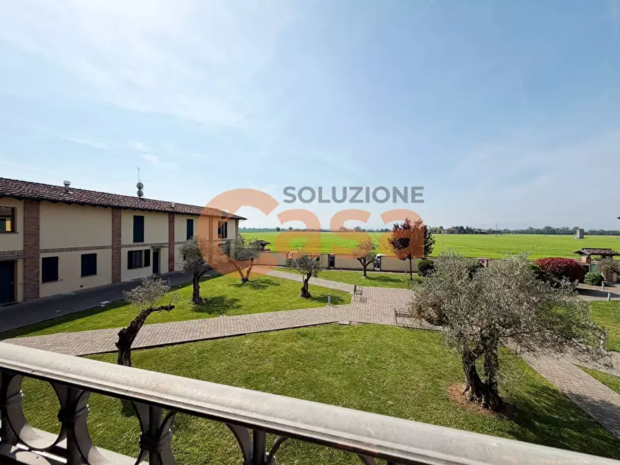 Immagine 3 di Appartamento in vendita  in Strada della Regina a Piacenza