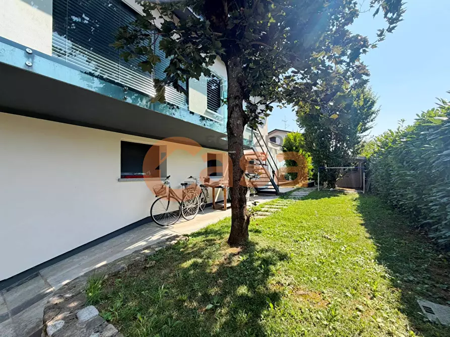 Immagine 18 di Villa in vendita  in Via Vittorio Bachelet a Rivergaro