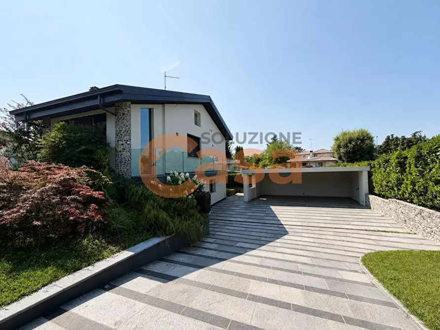 Immagine 14 di Villa in vendita  in Via Vittorio Bachelet a Rivergaro