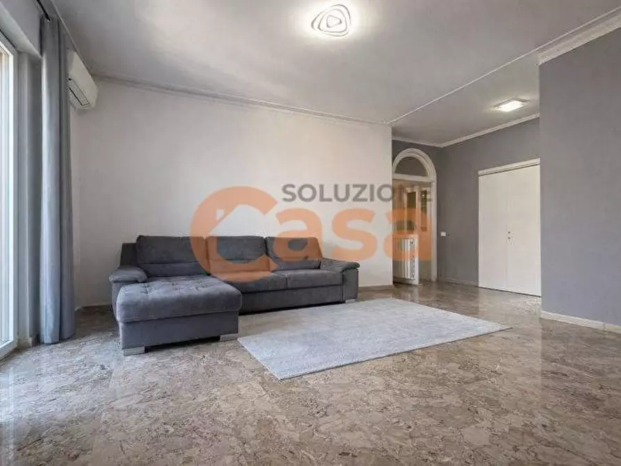 Immagine 1 di Attico in vendita  in Piazza Medaglie d'Oro a Piacenza