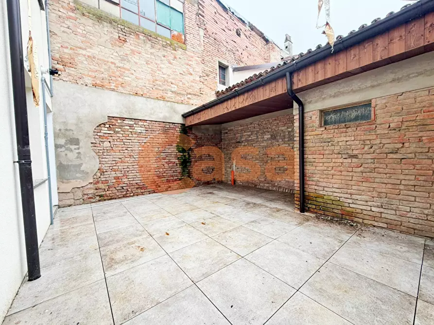 Immagine 5 di Palazzo in vendita  in Via XX Settembre a Cortemaggiore