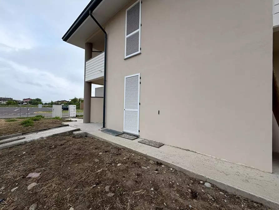 Immagine 7 di Villa in vendita  a Gossolengo