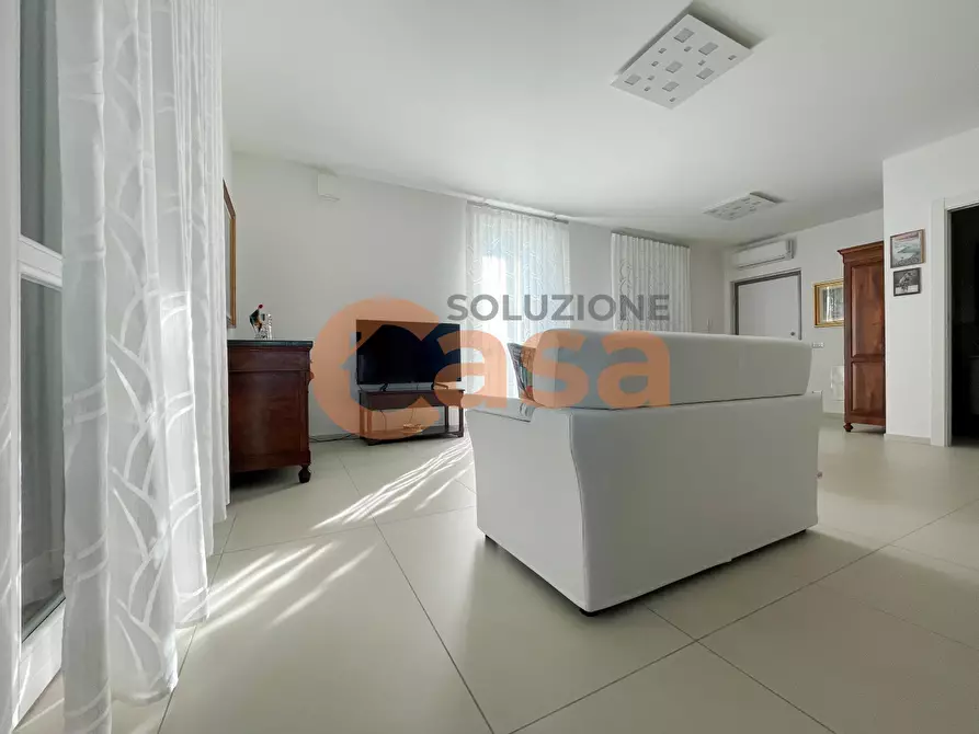 Immagine 5 di Appartamento in vendita  in Via Puccini a Agazzano