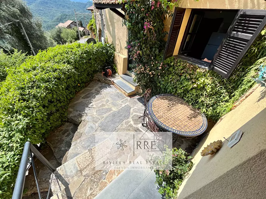 Immagine 25 di Appartamento in vendita  in Frazione Ligo a Villanova D'albenga