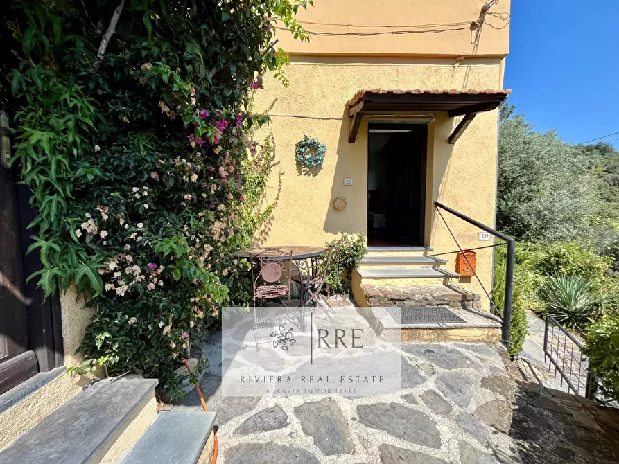 Immagine 26 di Appartamento in vendita  in Frazione Ligo a Villanova D'albenga