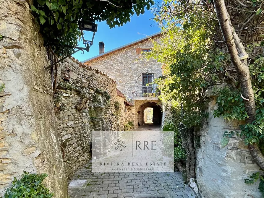 Immagine 10 di Appartamento in vendita  in località Piazza a Andora