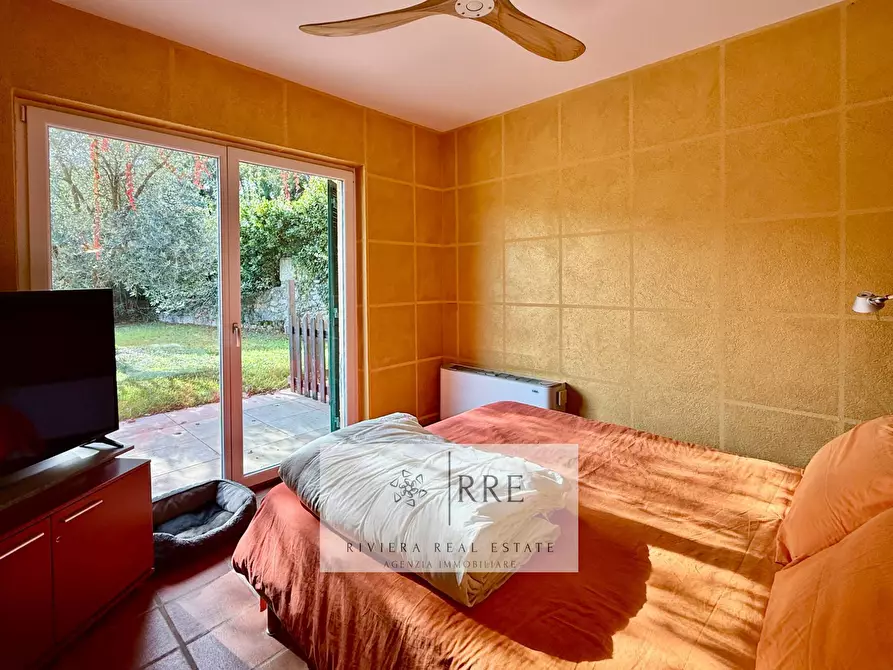 Immagine 39 di Villa in vendita  in dentro il Golf Club a Casanova Lerrone