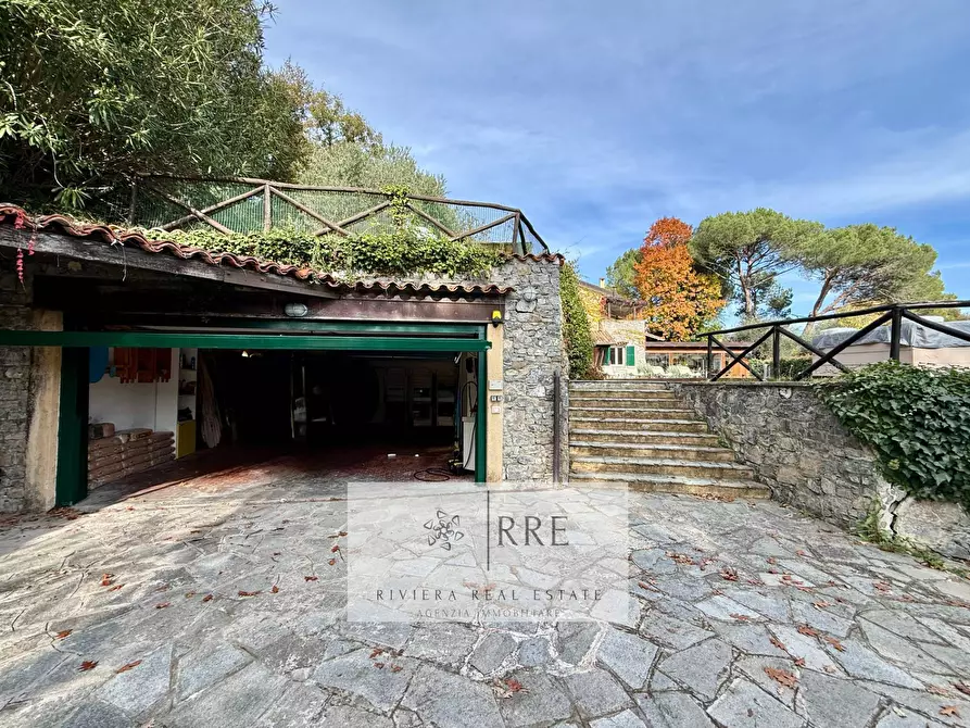 Immagine 57 di Villa in vendita  in dentro il Golf Club a Casanova Lerrone