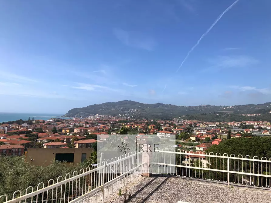 Immagine 7 di Villa in vendita  in via Monade a Diano Arentino