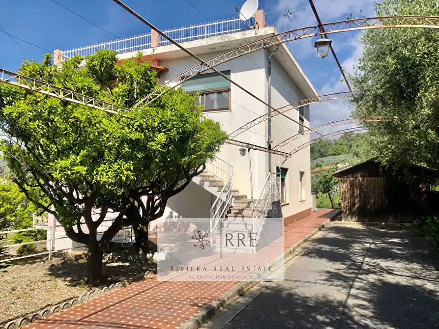 Immagine 3 di Villa in vendita  in via Monade a Diano Arentino