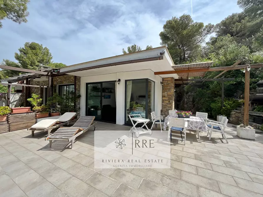 Immagine 10 di Casa semindipendente in vendita  in viale Piemonte a Andora