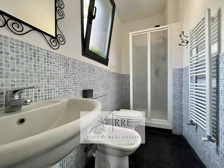 Immagine 28 di Casa semindipendente in vendita  in viale Piemonte a Andora