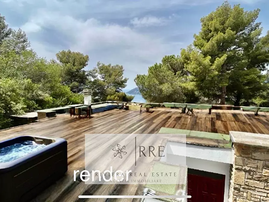 Immagine 3 di Casa semindipendente in vendita  in viale Piemonte a Andora