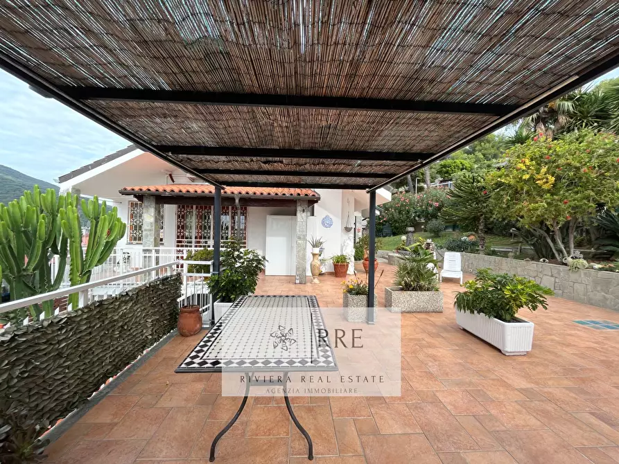 Immagine 24 di Villa in vendita  in San Damiano a Andora