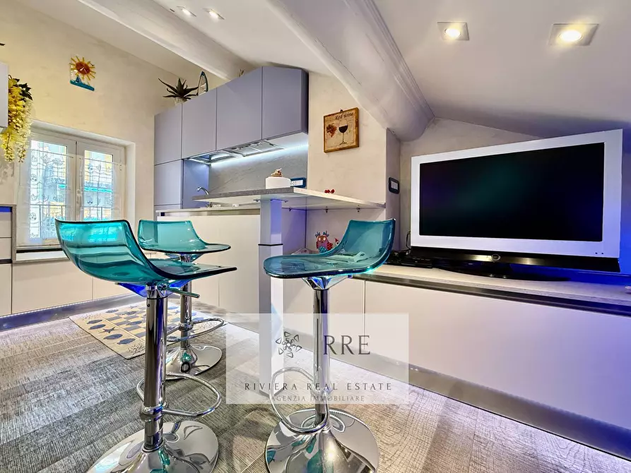 Immagine 8 di Appartamento in vendita  in via Garibaldi a Loano