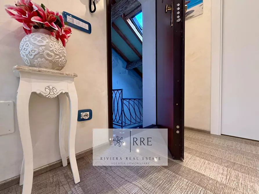 Immagine 11 di Appartamento in vendita  in via Garibaldi a Loano