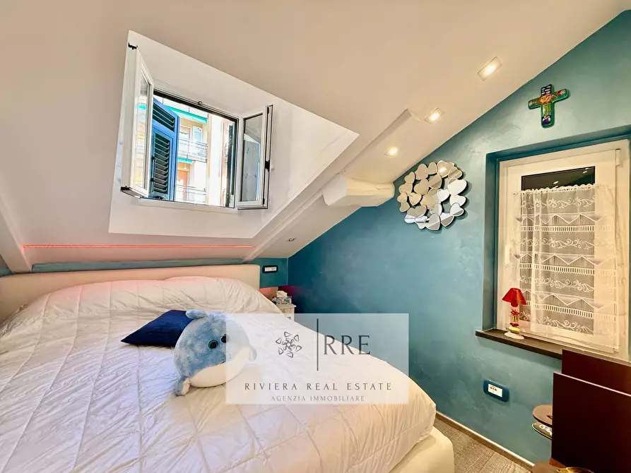 Immagine 15 di Appartamento in vendita  in via Garibaldi a Loano