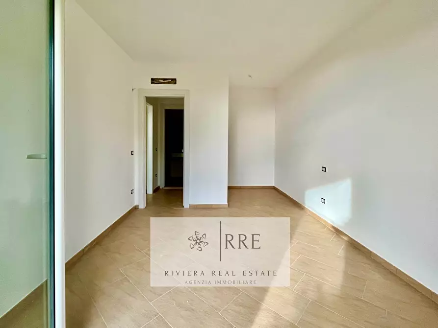 Immagine 9 di Appartamento in vendita  in via Valbona a Alassio