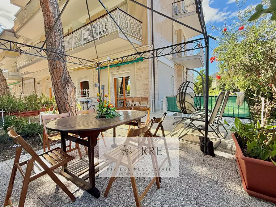 Immagine 9 di Appartamento in vendita  in via Aurelia a Loano