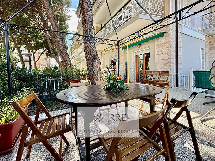 Immagine 2 di Appartamento in vendita  in via Aurelia a Loano