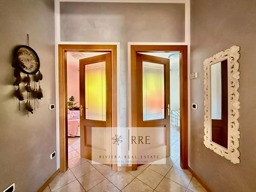 Immagine 24 di Appartamento in vendita  in via Aurelia a Loano