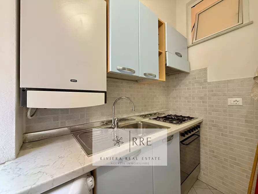 Immagine 9 di Appartamento in affitto  in corso Roma a Loano