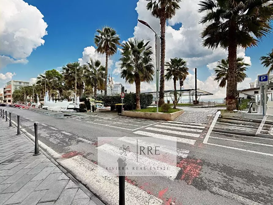 Immagine 3 di Appartamento in affitto  in corso Roma a Loano