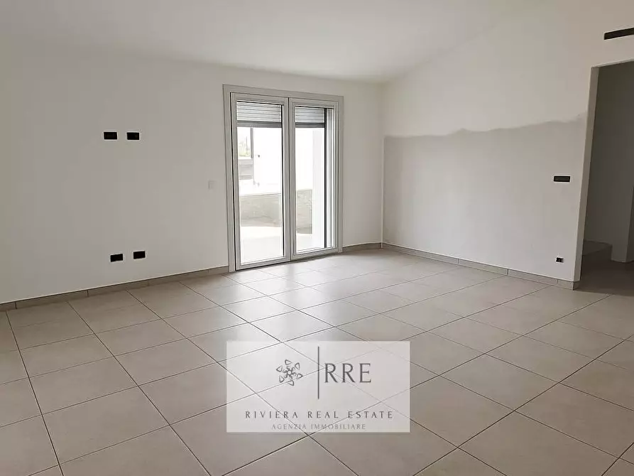 Immagine 8 di Appartamento in vendita  in via Mantova a Loano