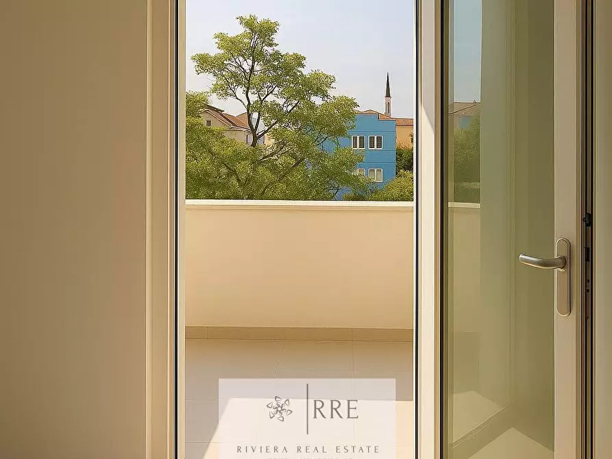 Immagine 10 di Appartamento in vendita  in via Mantova a Loano