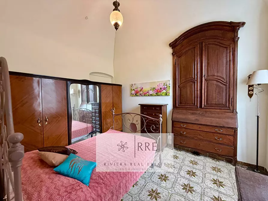 Immagine 32 di Appartamento in vendita  in frazione Rollo a Balestrino