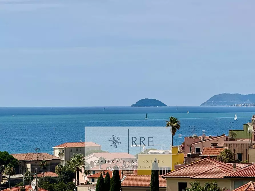Immagine 5 di Villa in vendita  in Villaggio del Sole a Borgio Verezzi
