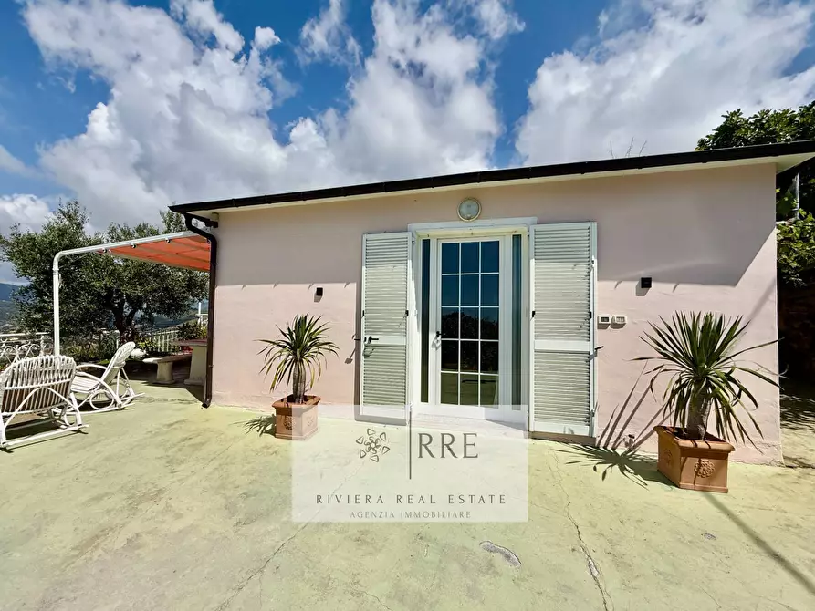 Immagine 39 di Villa in vendita  in alle Cascine a Imperia