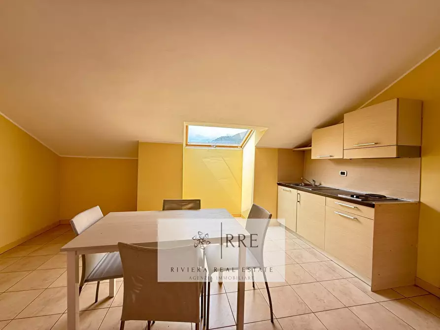 Immagine 24 di Appartamento in vendita  in Castellaro Golf Resort a Castellaro