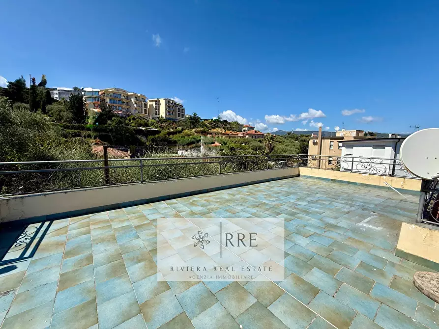 Immagine 11 di Villa in vendita  in via Sant'Elmo a Diano Arentino