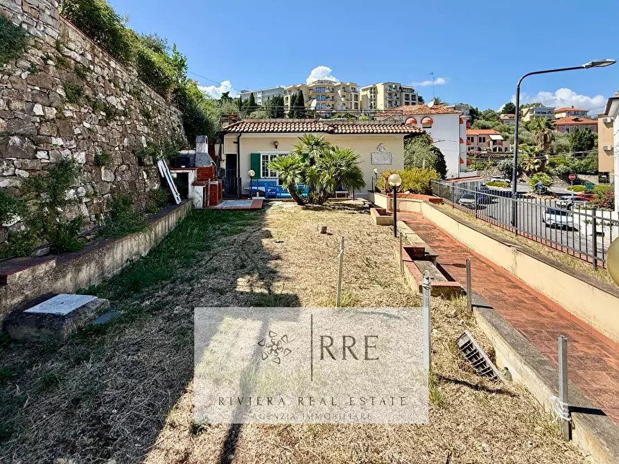 Immagine 30 di Villa in vendita  in via Sant'Elmo a Diano Arentino