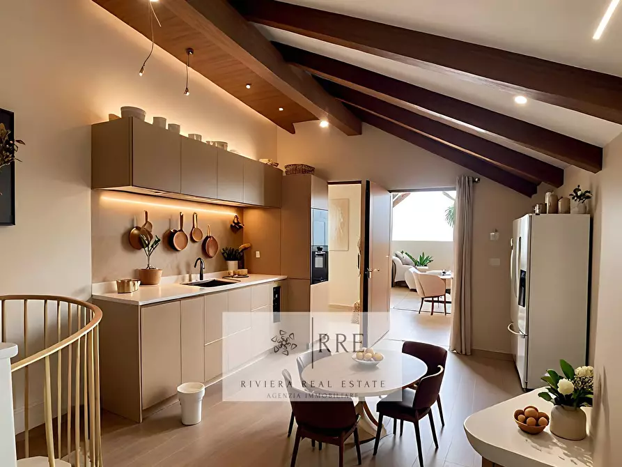 Immagine 4 di Rustico / casale in vendita  in Moglio centro storico a Alassio