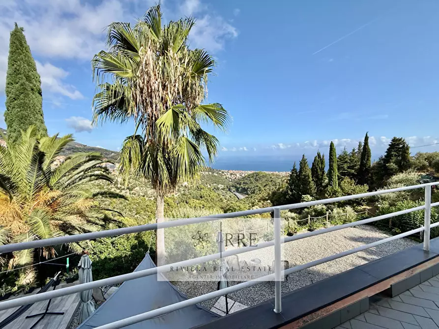 Immagine 26 di Villa in vendita  in via Costa Lupara a Alassio