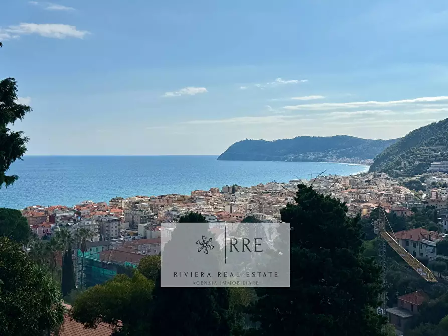Immagine 5 di Appartamento in vendita  in via Rangè a Alassio