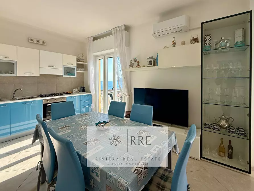 Immagine 6 di Appartamento in vendita  in via Rangè a Alassio