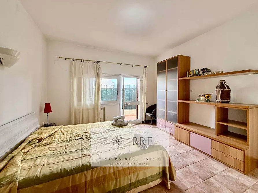 Immagine 24 di Villa in vendita  in via Sant'Elmo a Diano Arentino