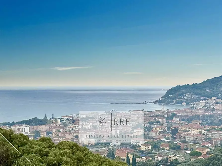 Immagine 2 di Villa in vendita  in via degli Ulivi a Diano Arentino