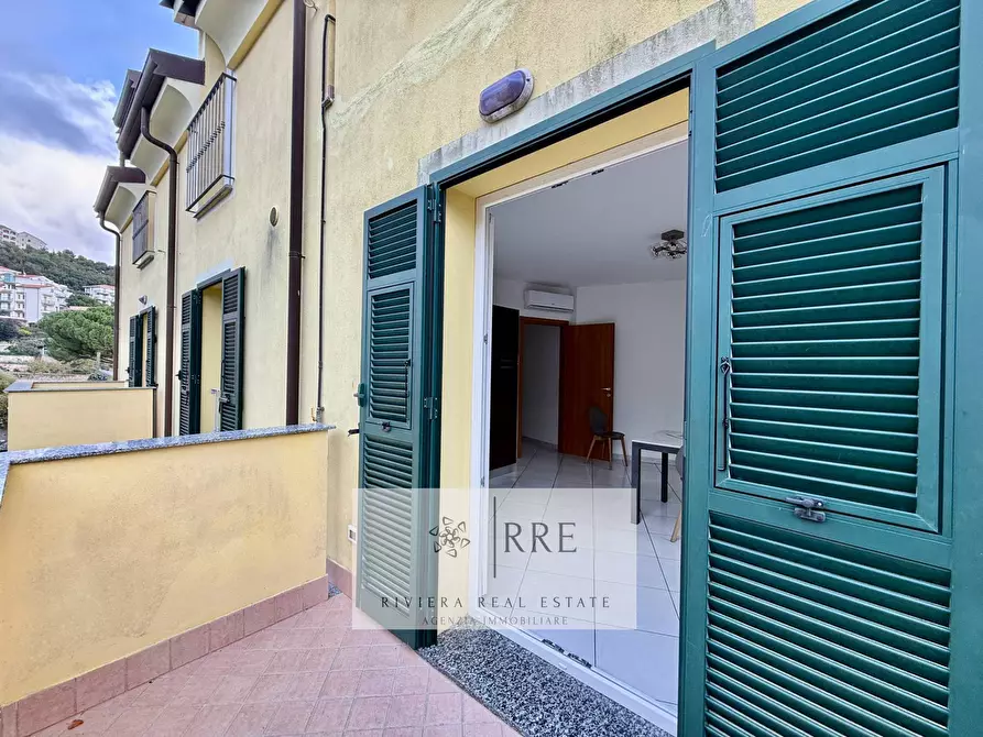 Immagine 5 di Appartamento in vendita  in viale Riviera a Giustenice