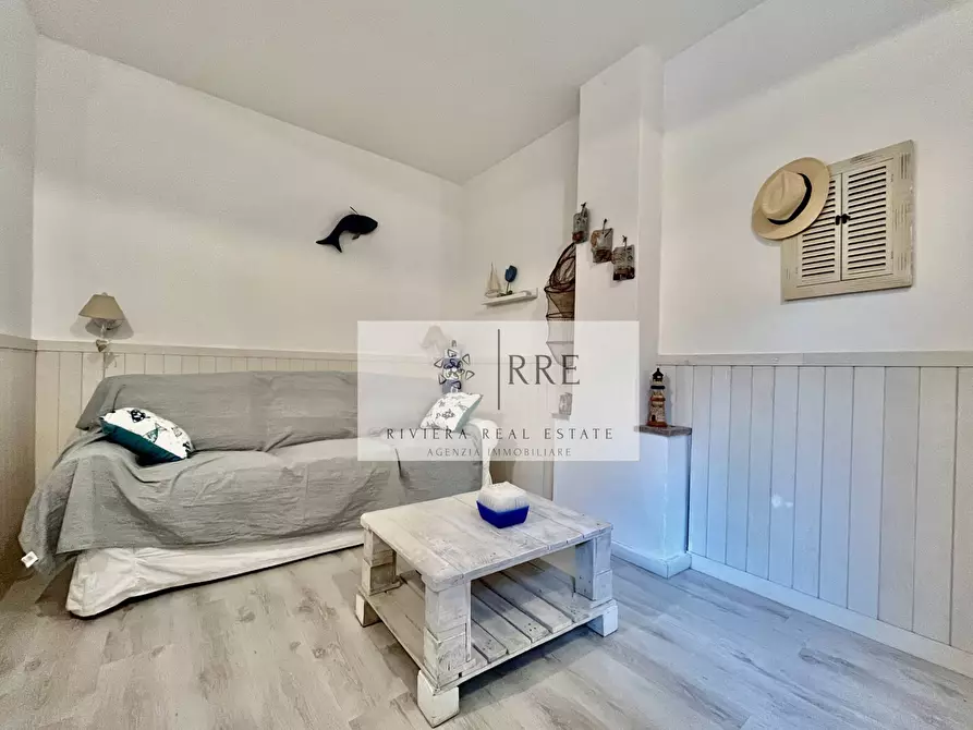 Immagine 9 di Appartamento in vendita  in Via Michelangelo Buonarroti a Alassio