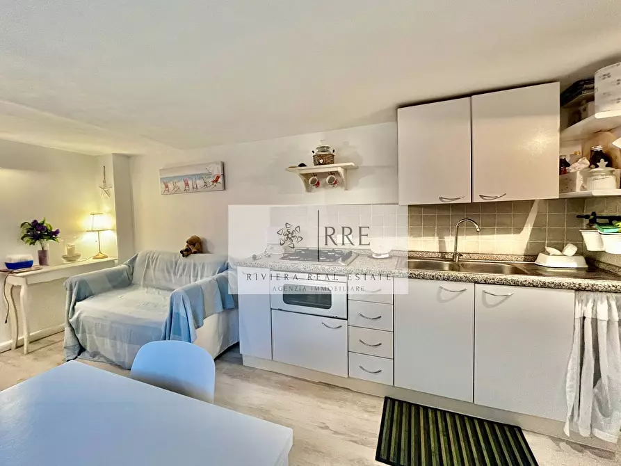 Immagine 6 di Appartamento in vendita  in Via Michelangelo Buonarroti a Alassio