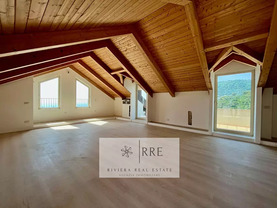 Immagine 6 di Attico in vendita  in via Valbona a Alassio