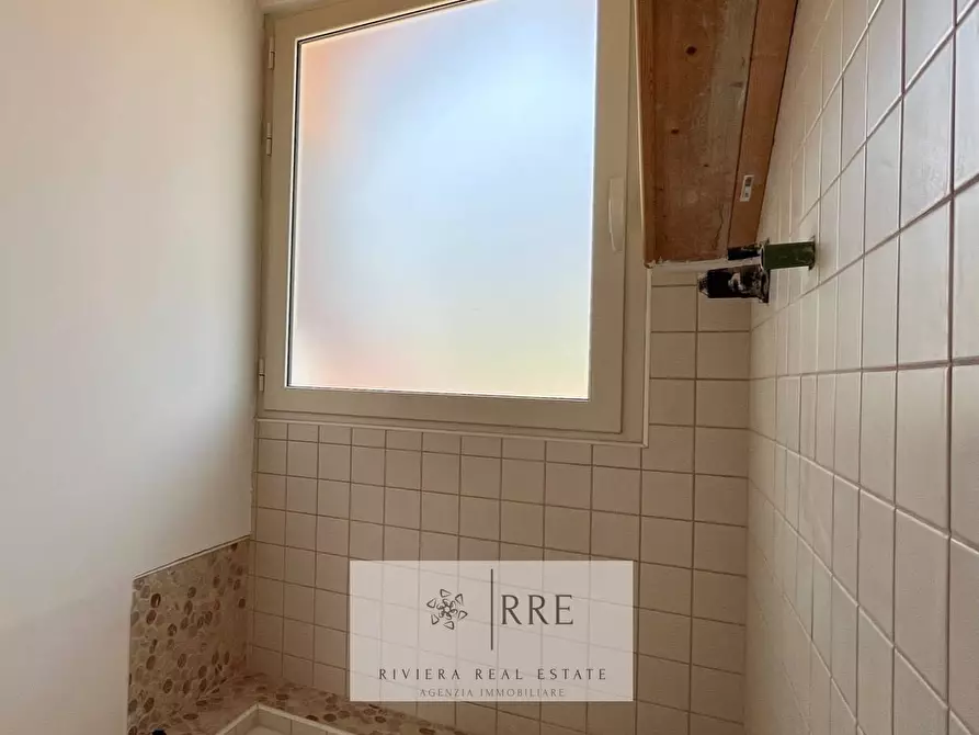 Immagine 8 di Attico in vendita  in via Valbona a Alassio