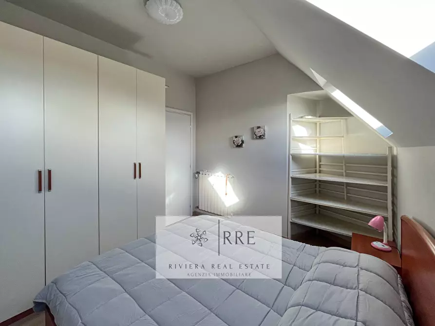 Immagine 22 di Appartamento in vendita  in via Aurelia a Loano