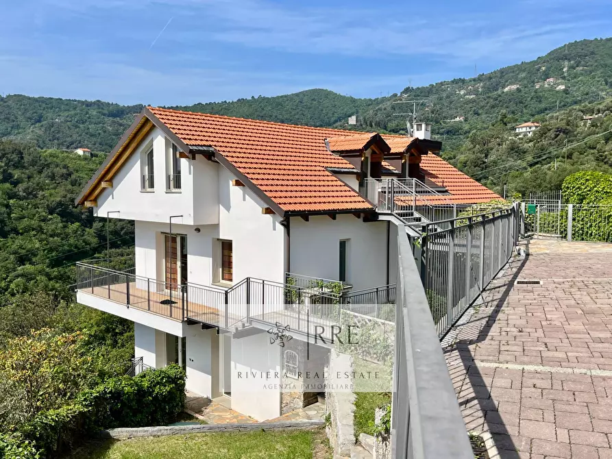 Immagine 17 di Appartamento in vendita  in via Valbona a Alassio