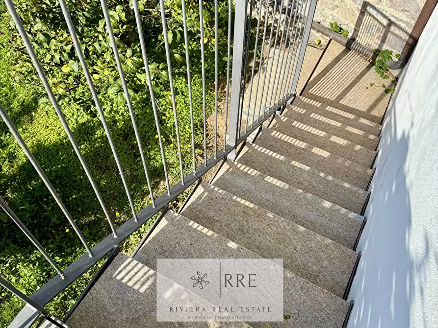 Immagine 15 di Appartamento in vendita  in via Valbona a Alassio